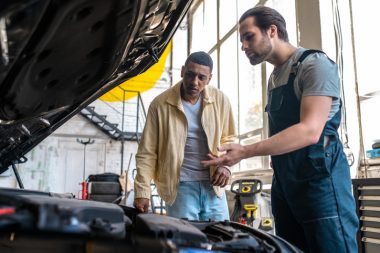 Manutenção do carro: verificar sistemas regularmente pode diminuir despesas. Foto: Getty Images.