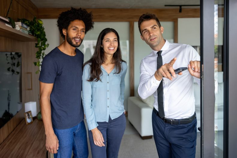 Leve em consideração a localização ao comprar um imóvel. Foto: Getty Images.