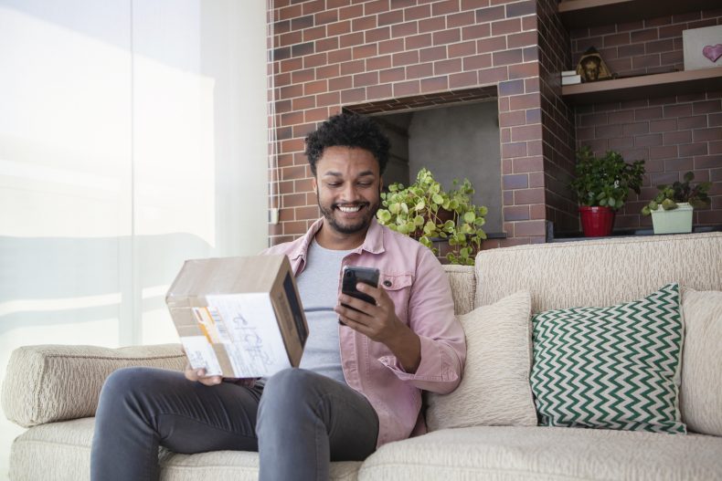 Antes de fazer compras online, verifique a reputação do fornecedor. Foto: Getty Images.