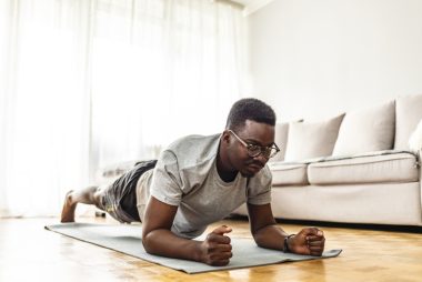 Cinco minutos de treino diariamente já podem contribuir com a saúde. Foto: Getty Images.