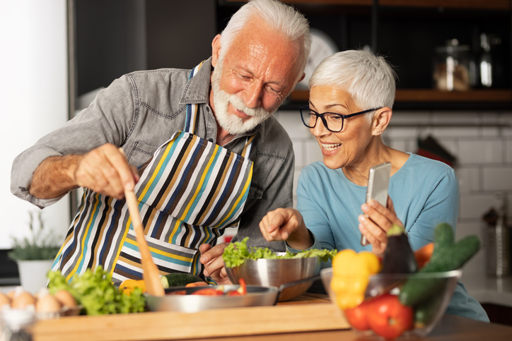 Pesquisas indicam que hábitos alimentares saudáveis trazem inúmeros benefícios. Foto: Getty Images.