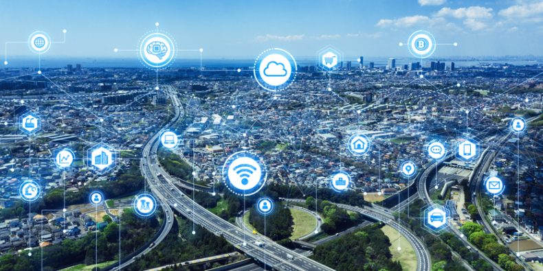 Apesar dos avanços, a implementação de smart cities, ou cidades inteligentes, enfrenta desafios significativos. Foto: Getty Images.