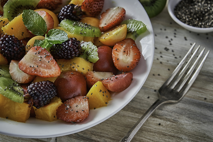 As saladas de frutas são ótimas sobremesas. Foto: Getty Images.