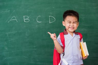 Esforço constante para alternar entre os idiomas fortalece a capacidade de controle cognitivo. Foto: Getty Images.
