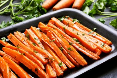 A cenoura é rica em nutrientes que oferecem diversos benefícios à saúde. Foto: Getty Images.